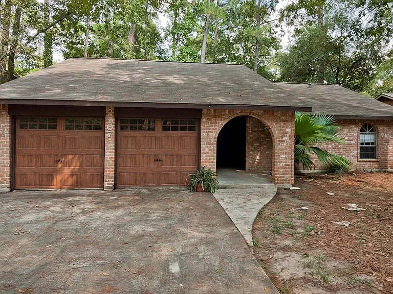 2107 W Lacey Oak Cir — Photo 3