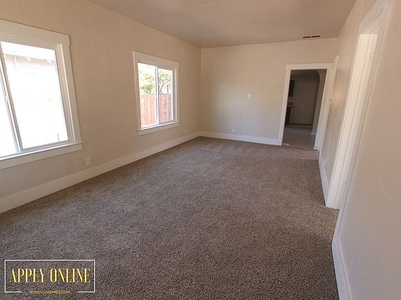 3rd image of 3716 E Alta Ave
