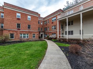 15825 Van Aken Blvd APT 304W, Shaker Heights, OH 44120