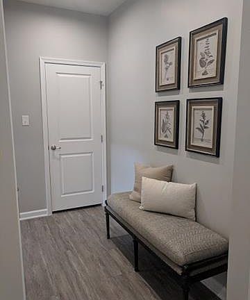 4th image of 5175 Damon Dr