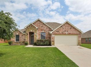 1108 Victory Bells Dr, Haslet, TX 76052