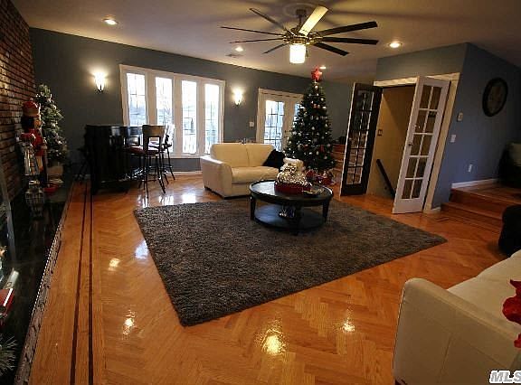 2nd image of 531 N Corona Ave