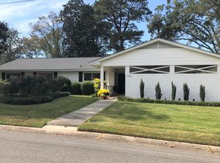 305 Hillendale Dr, Hattiesburg, MS 39402
