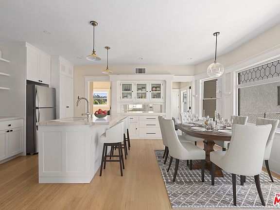 2nd image of 1140 Lemoyne St #1142