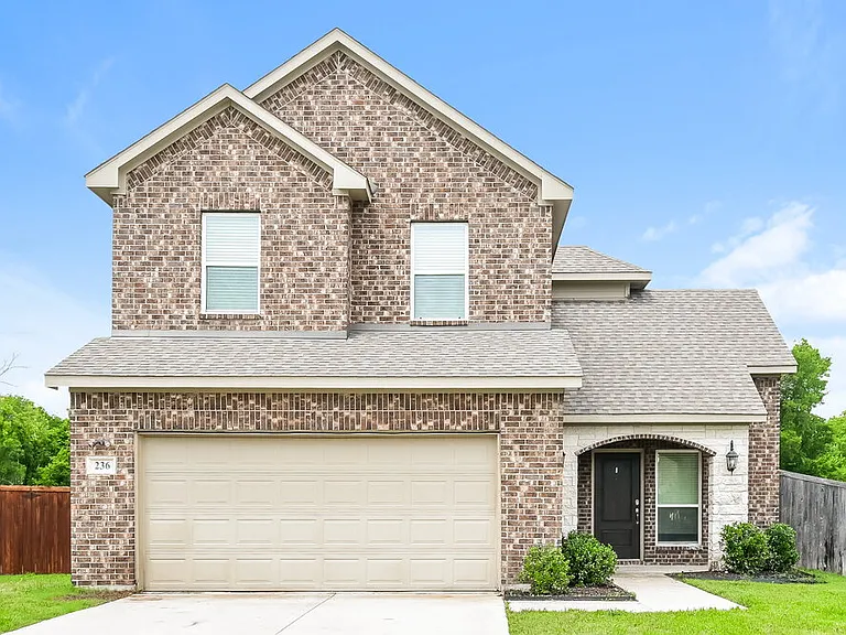 236 Teakwood Dr — Photo 1