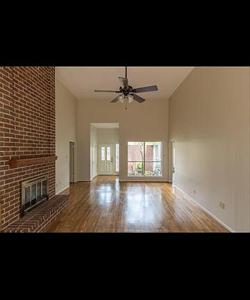 3rd image of 8914 Chelsworth Dr