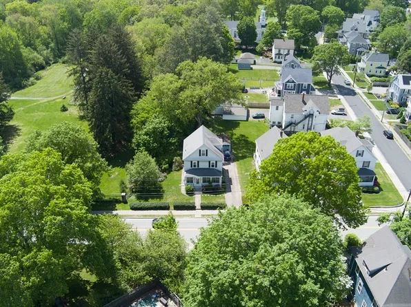 35 Walcott Ave, East Walpole, MA 02032