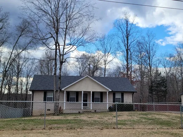 3083 Bowker Rd, Charlotte, TN 37036