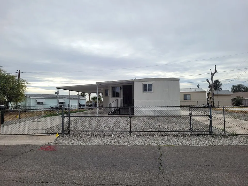 620 Silver Ln