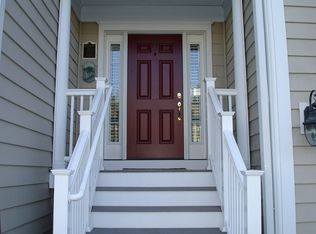 30 Great Heron Ln, Brookfield, CT 06804