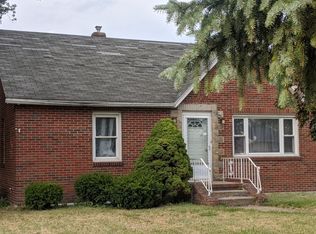 1251 W Fremont Rd, Port Clinton, OH 43452