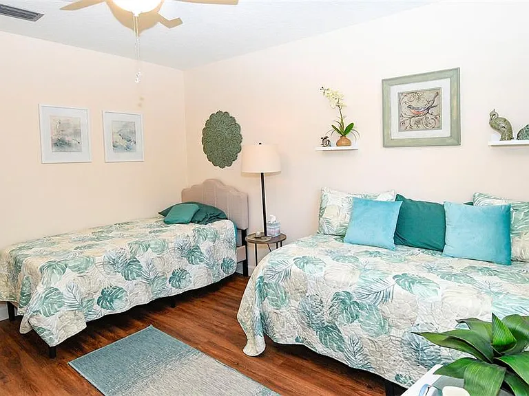 2225 Cypress Ct #2C — Photo 20