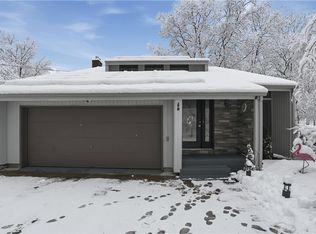 6 Cross St, Seekonk, MA 02771