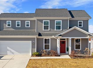 529 Fenwick Dr, Woodruff, SC 29388