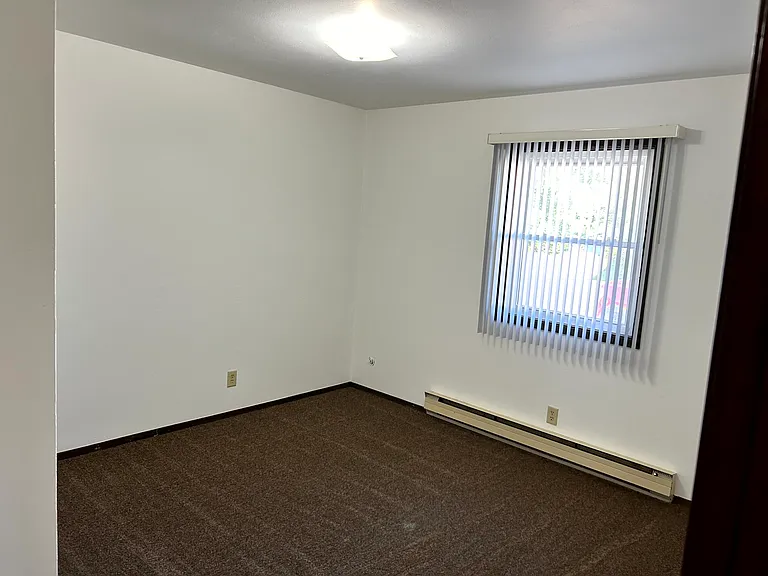 202 N Parkway Dr #A — Photo 10