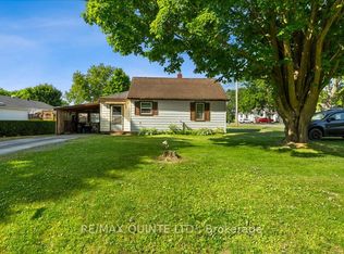23 Fawcett Ave, Prince Edward County, ON K0K 2T0