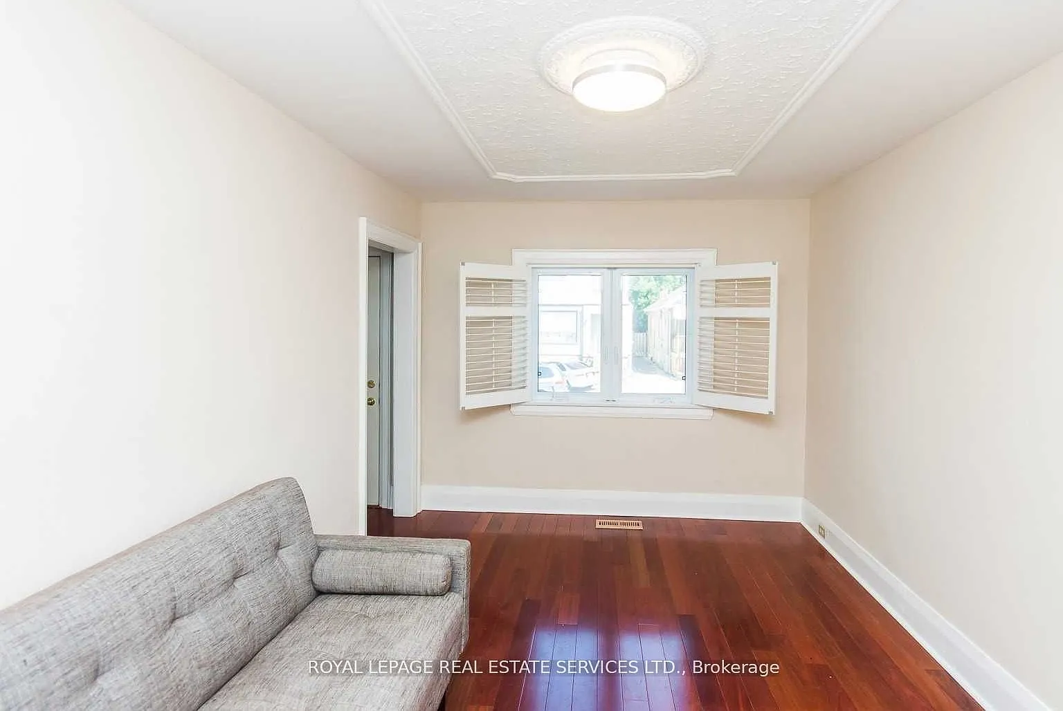 3 bed, $3,200 — Photo 3