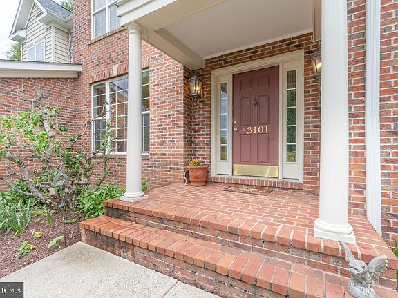 4th image of 3101 Moore Ln