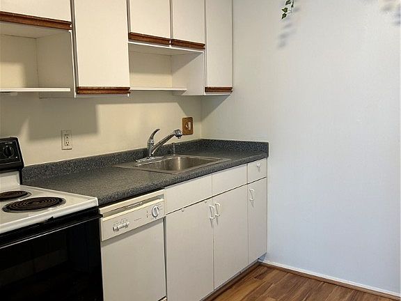 3rd image of 25801 Lake Shore Blvd APT 99