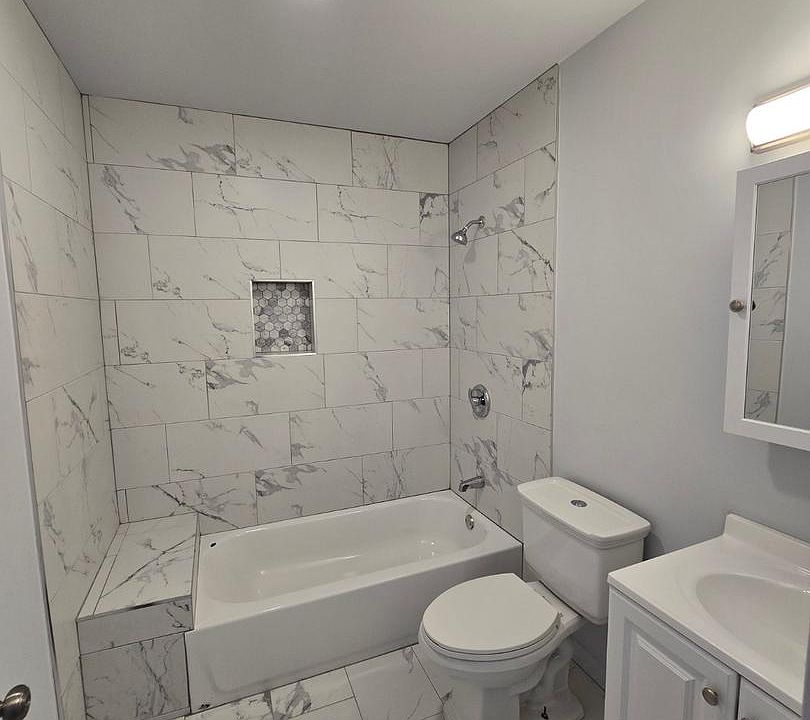 1st image of 2161 W Grange Ave