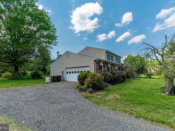 4th image of 223 Trythall Rd