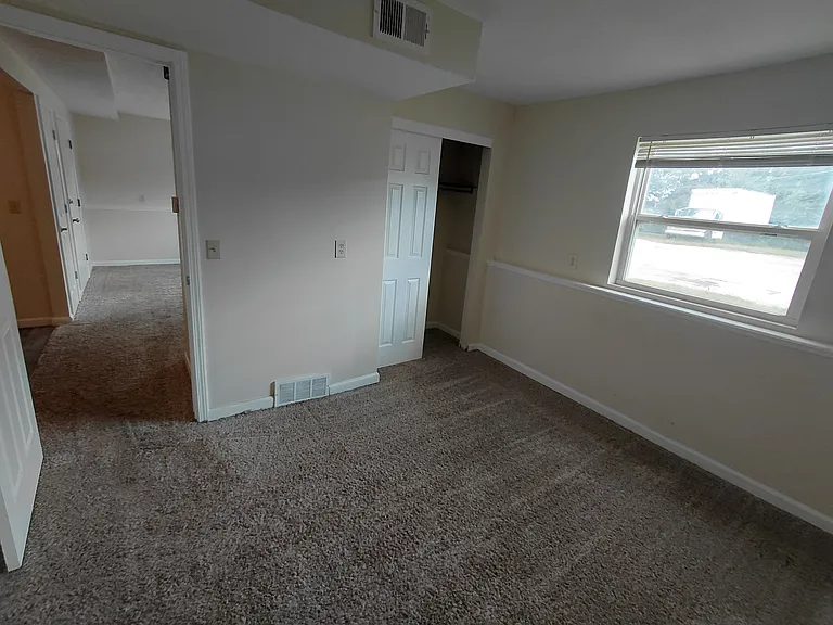 3111 Belmont St #C — Photo 5