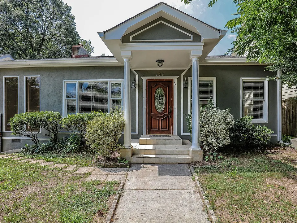 507 Boulevard Pl NE