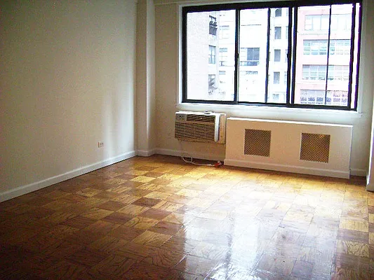 Rented by City Connections Realty | media 28