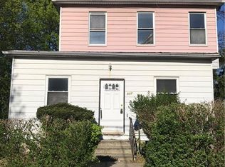 537 S 6th Ave, Mount Vernon, NY 10550