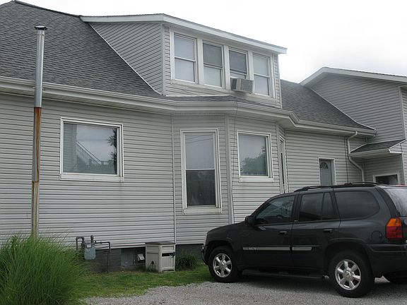 Side view of Home and Office
