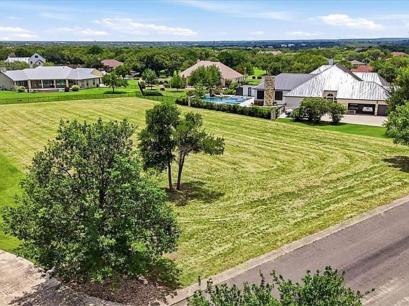 4th image of 158 Gruene Vista Trl