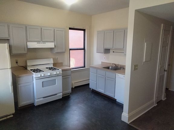 2nd image of 56 Congress St #56C-202
