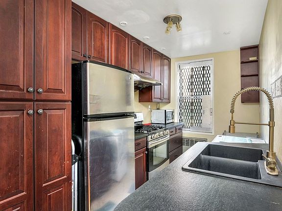 4th image of 42-26 81st St #5-E