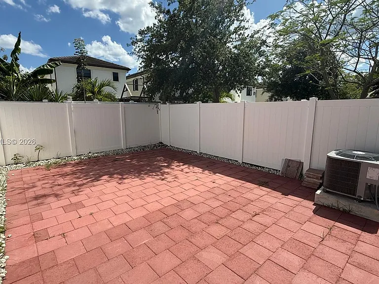 3440 W 111th Pl — Photo 5