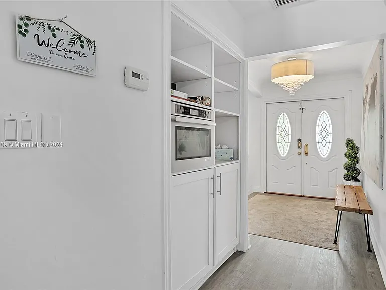 5220 NE 26th Ave — Photo 15