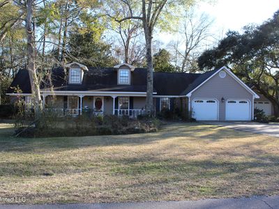 4444 Christopher St, Moss Point, MS, 39563