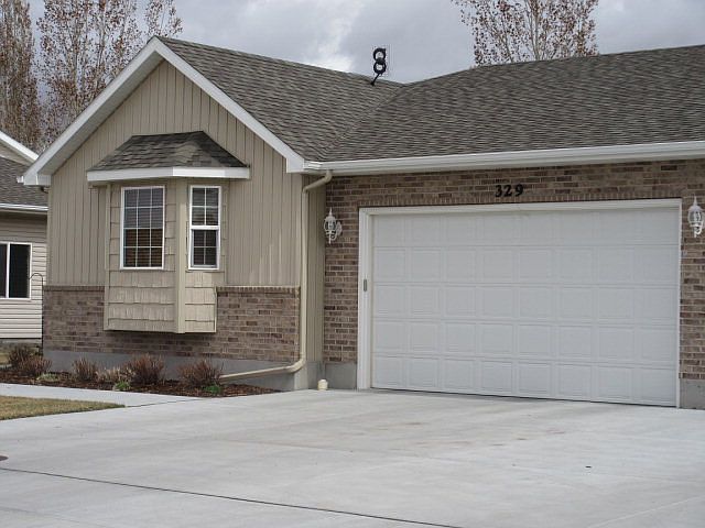 1st image of 329 S Ensign Dr