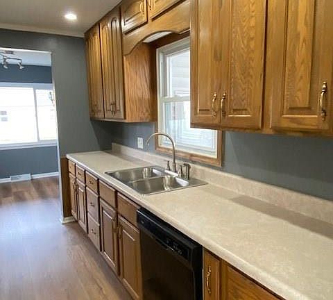 4th image of 306 Avenue A