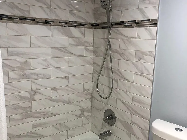 1 Stonehenge Cir #2 — Photo 21