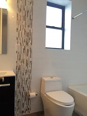 Rented by Bohemia Realty Group | media 17