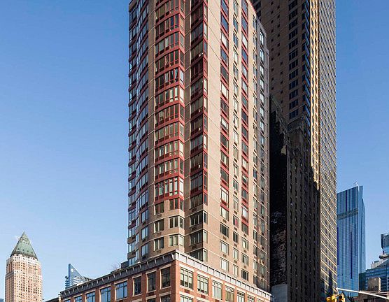 3rd image of 360 W 43rd St APT S4a
