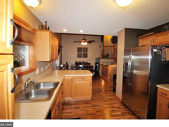 3rd image of 505 Tuttle Dr