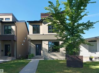 9118 89th St NW, Edmonton, AB T6C3K9