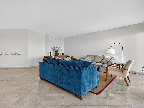 5th image of 7000 Island Blvd APT 1604
