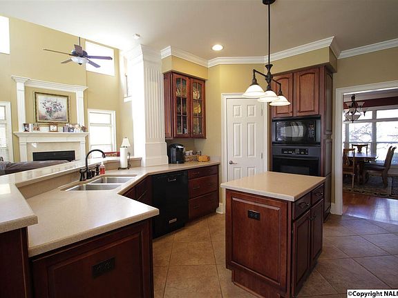 5th image of 149 Greenlawn Dr