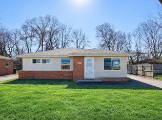 2837 Oxford Dr, Markham, IL 60428