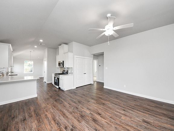 7th image of this home