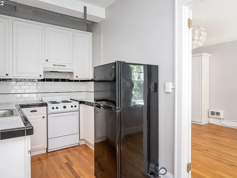 2015 NW Flanders St #314 — Photo 2