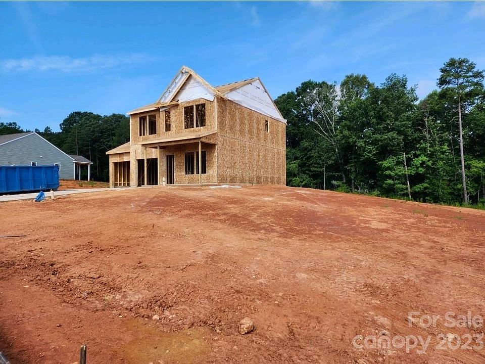 2nd image of 2413 Waverly Dr #23