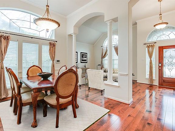 5th image of 10814 Cornwall Ln